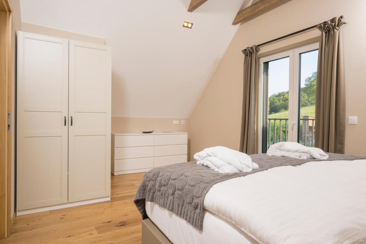 Weinzeit Chalets Gamlitz Bagian luar foto