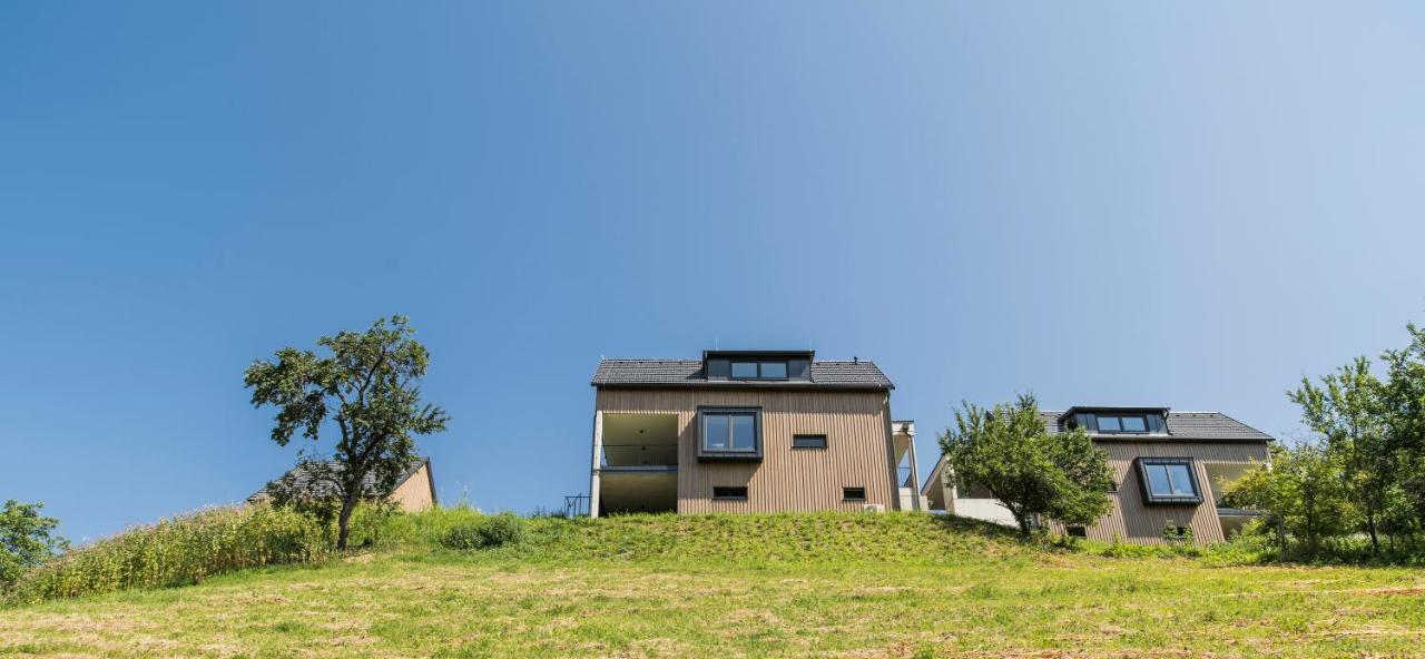 Weinzeit Chalets Gamlitz Bagian luar foto