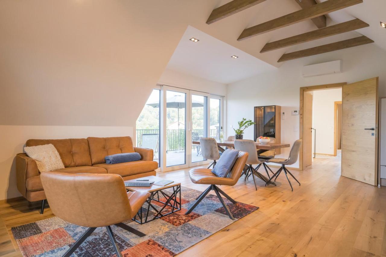 Weinzeit Chalets Gamlitz Bagian luar foto