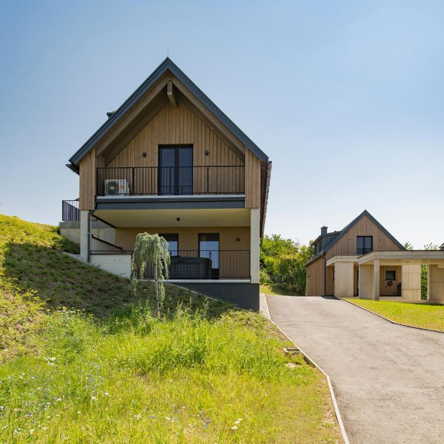 Weinzeit Chalets Gamlitz Bagian luar foto