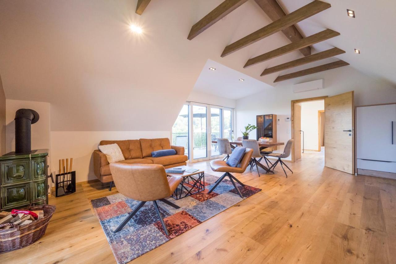 Weinzeit Chalets Gamlitz Bagian luar foto