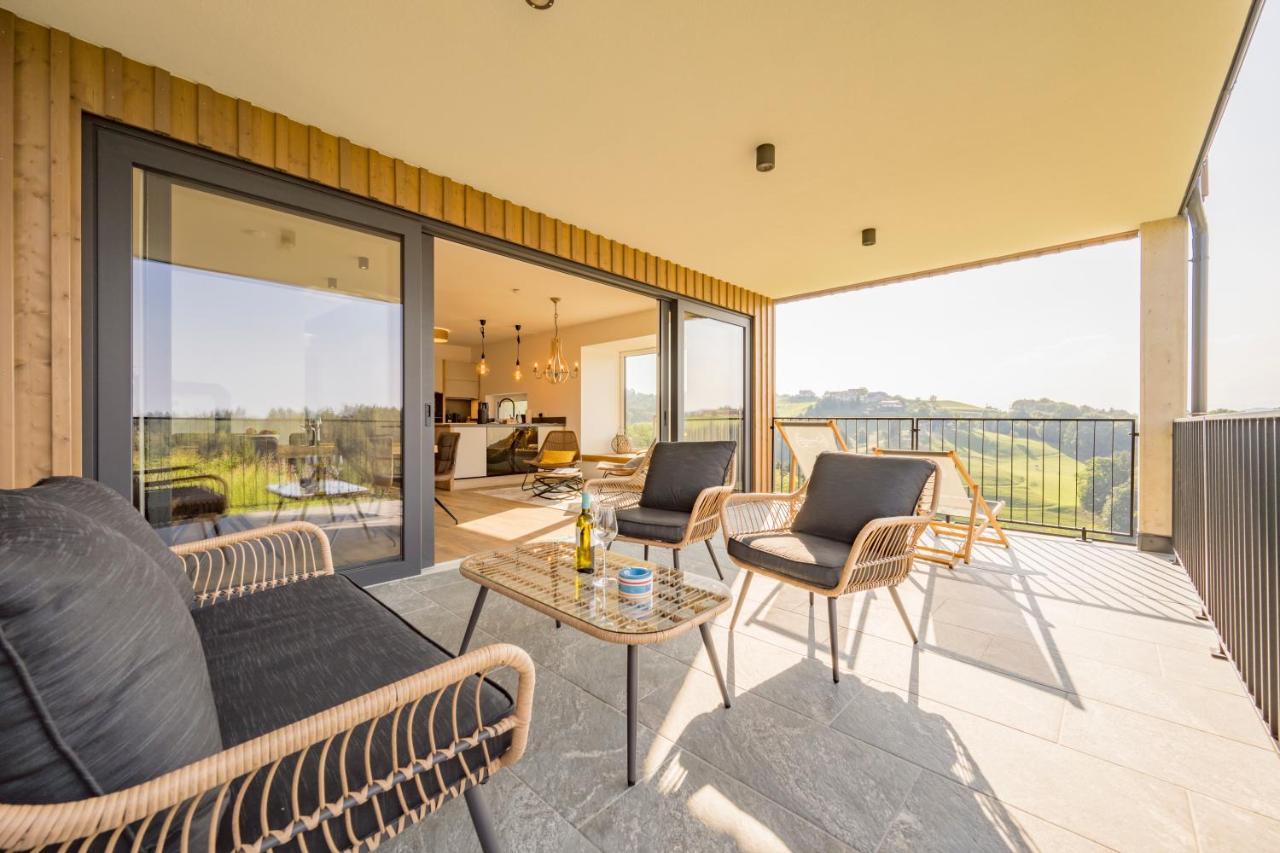 Weinzeit Chalets Gamlitz Bagian luar foto