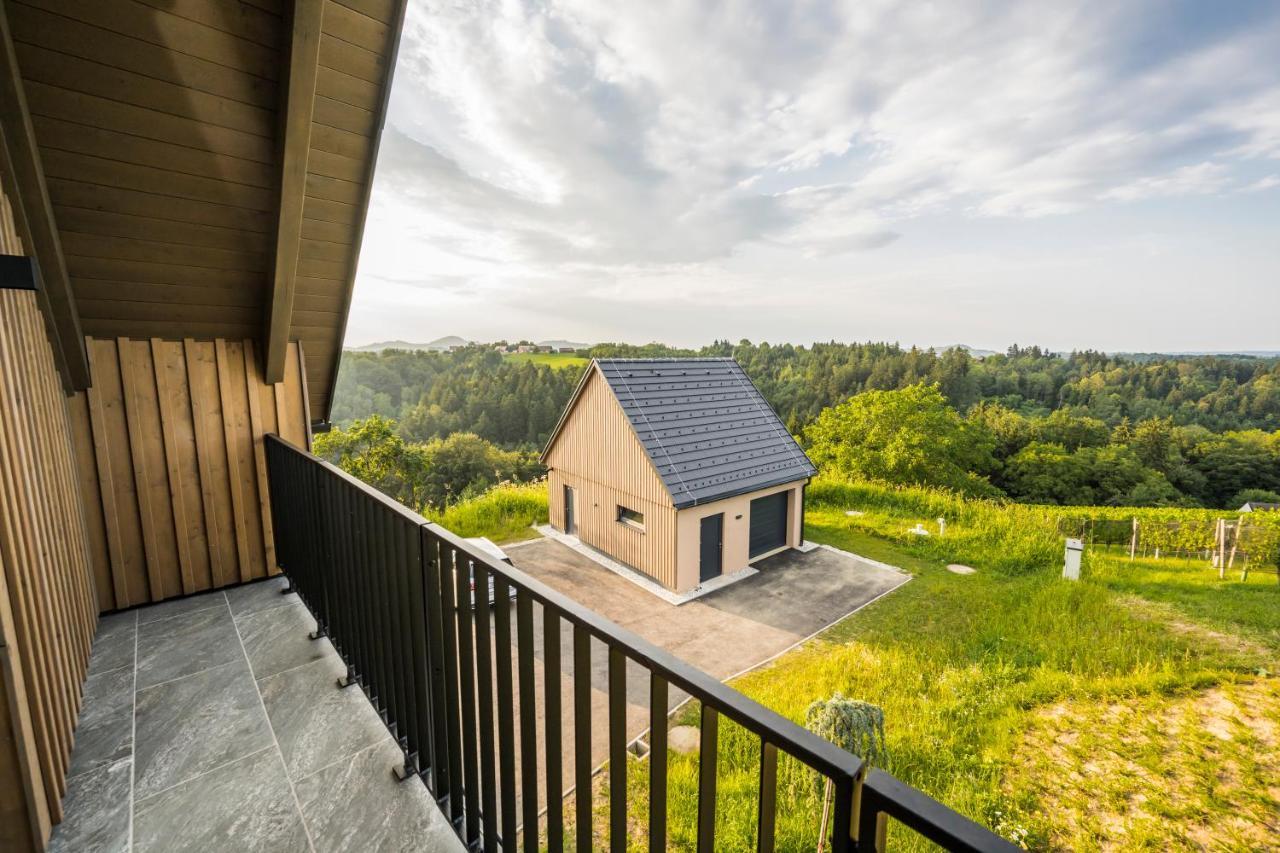 Weinzeit Chalets Gamlitz Bagian luar foto