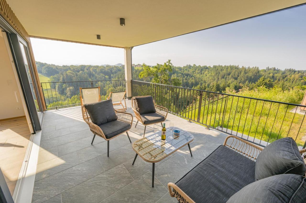 Weinzeit Chalets Gamlitz Bagian luar foto