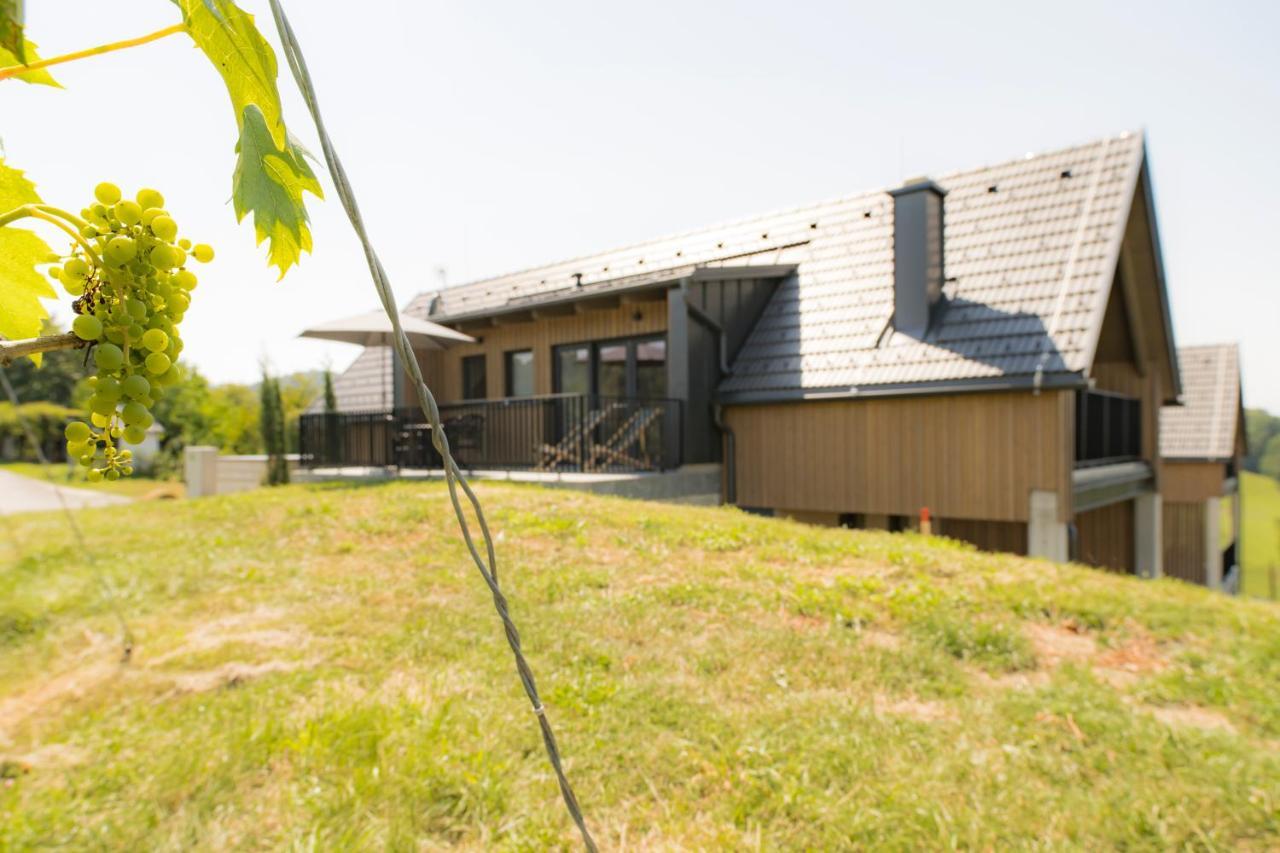 Weinzeit Chalets Gamlitz Bagian luar foto
