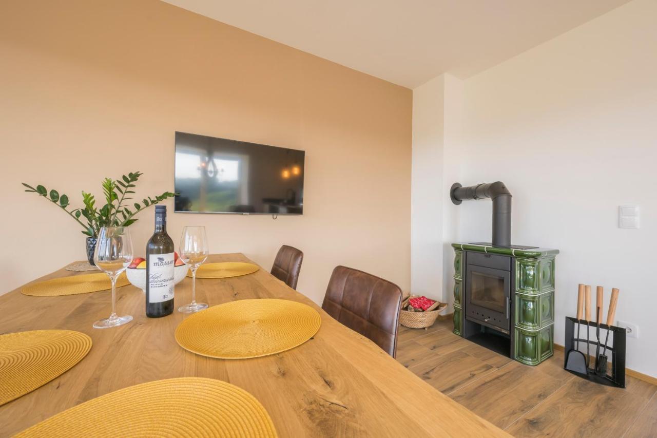 Weinzeit Chalets Gamlitz Bagian luar foto