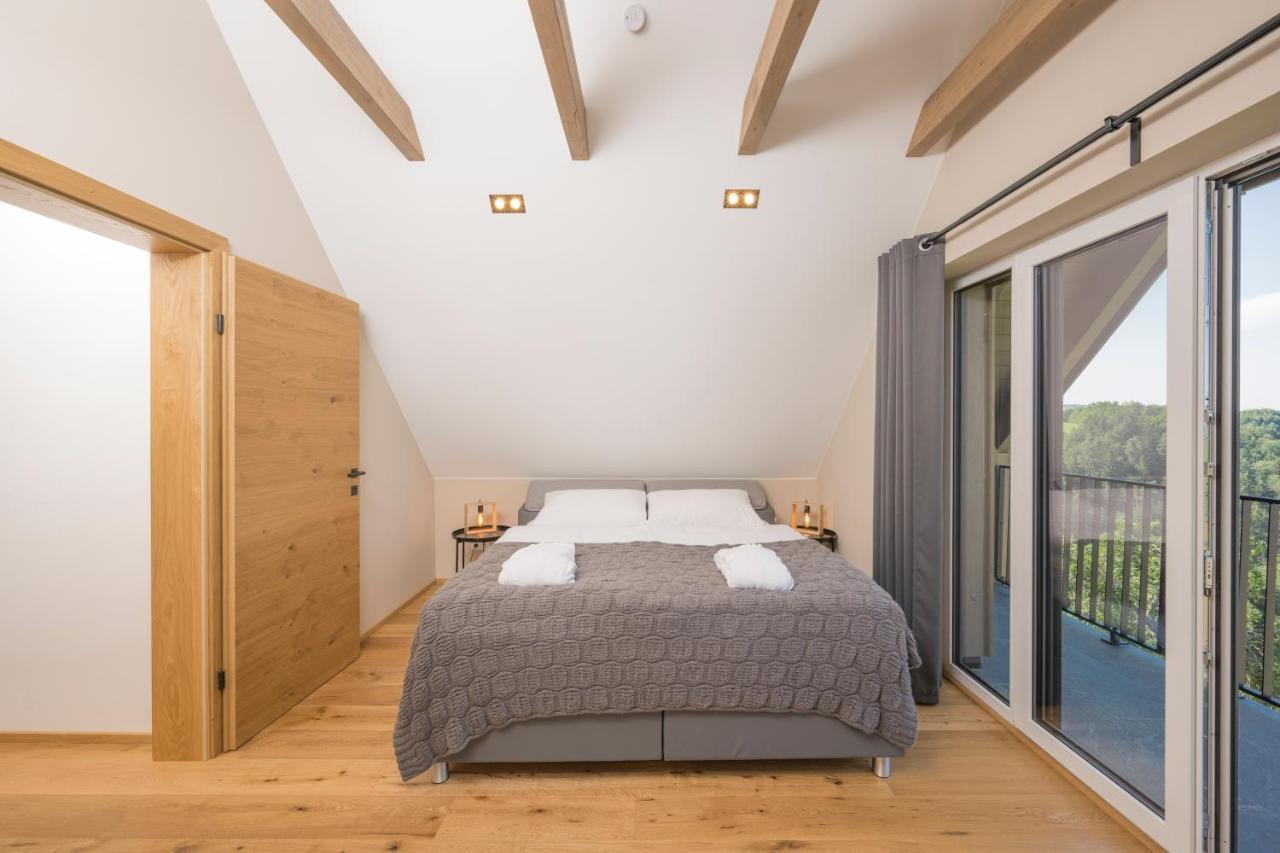 Weinzeit Chalets Gamlitz Bagian luar foto