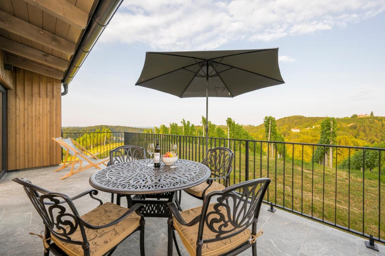 Weinzeit Chalets Gamlitz Bagian luar foto